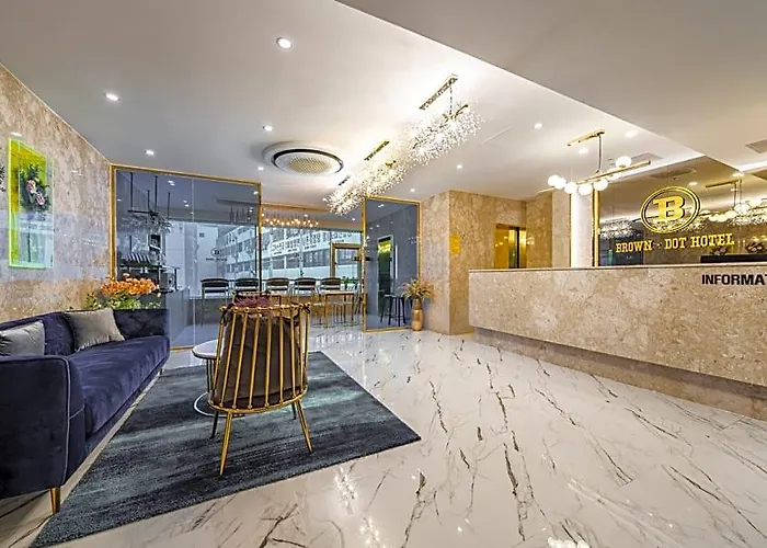 Brown-dot Songdo Hotel